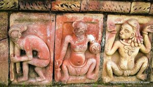 পাহাড়পুর বৌদ্ধবিহার - দেয়ালের গায়ে পোড়ামাটির শিল্পকর্ম